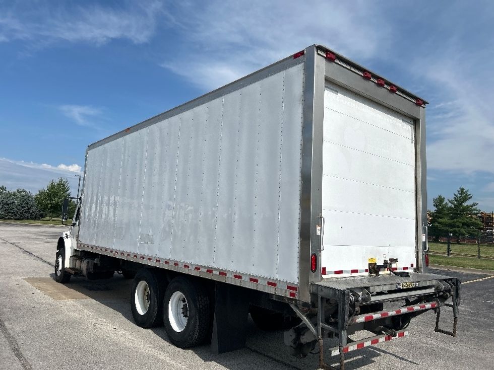 Refrigerated Truck-Light and Medium Duty Trucks-Freightliner-2019-M2-Davenport-IA-186,331\n\t\tmiles-$ 64,750 - Image 6