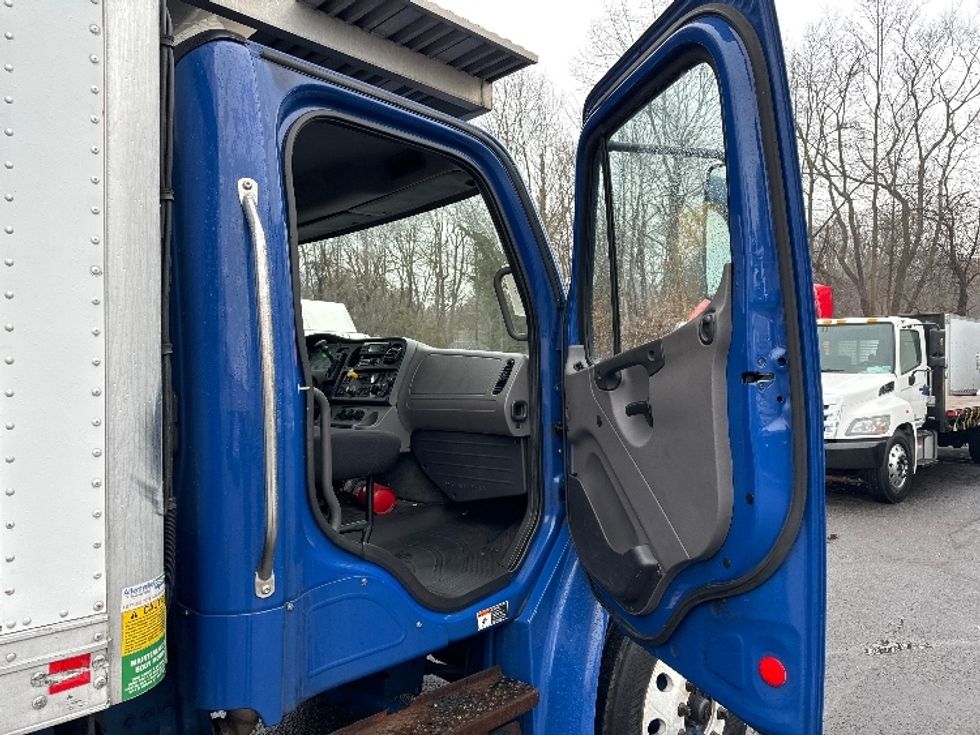 2019 Freightliner M2 106 Medium Duty photo 16