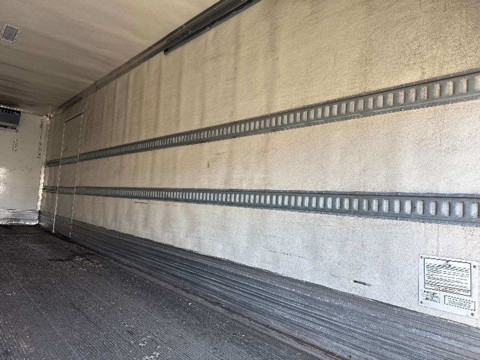 Refrigerated Truck-Light and Medium Duty Trucks-Freightliner-2019-M2-Dayton-NJ-248,461\n\t\tmiles-$ 60,500 - Image 12