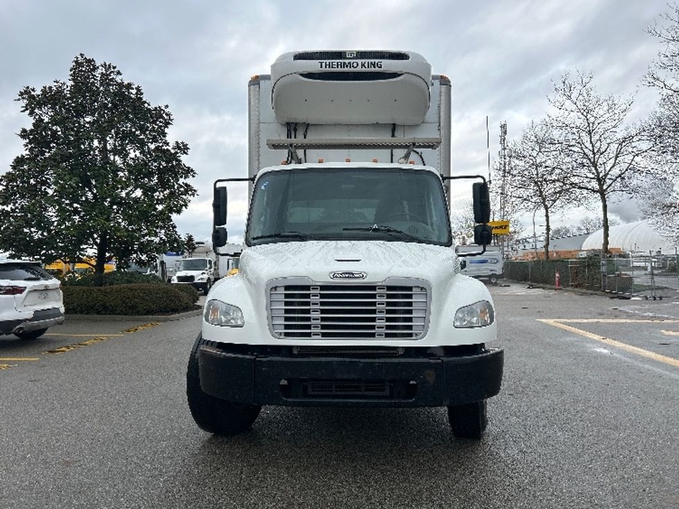 Refrigerated Truck-Light and Medium Duty Trucks-Freightliner-2019-M2-Delta-BC-189,709\n\t\tkm-$ 81,750 - Image 2