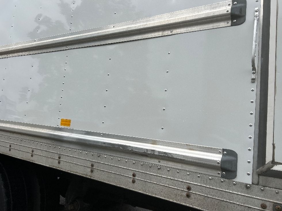 Refrigerated Truck-Light and Medium Duty Trucks-Freightliner-2019-M2-Delta-BC-189,709\n\t\tkm-$ 81,750 - Image 26