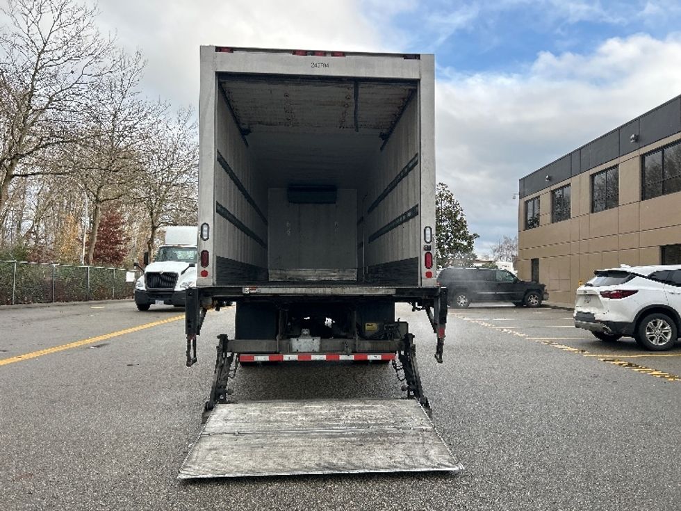 Refrigerated Truck-Light and Medium Duty Trucks-Freightliner-2019-M2-Delta-BC-189,709\n\t\tkm-$ 81,750 - Image 9