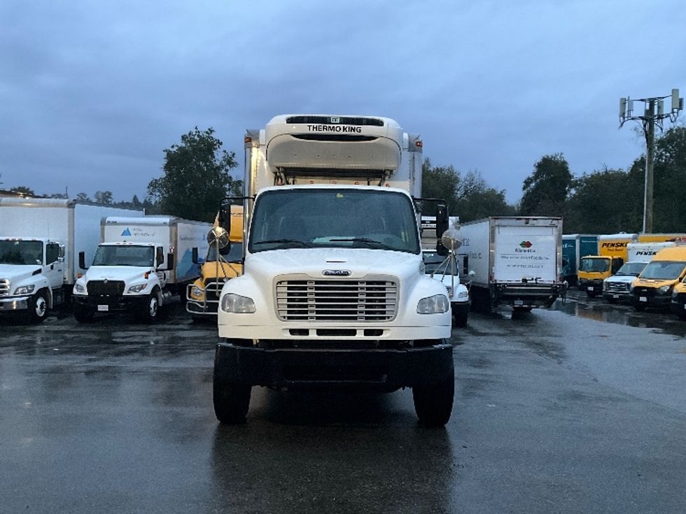 Refrigerated Truck-Light and Medium Duty Trucks-Freightliner-2019-M2-Delta-BC-272,969\n\t\tkm-$ 76,750 - Image 2