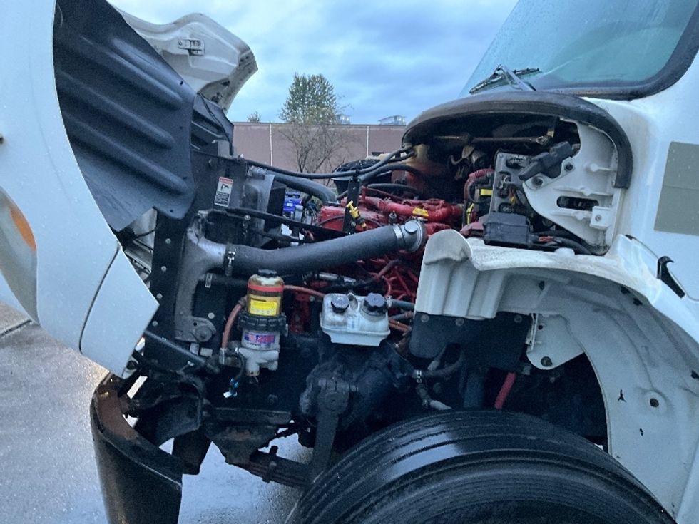 Refrigerated Truck-Light and Medium Duty Trucks-Freightliner-2019-M2-Delta-BC-272,969\n\t\tkm-$ 76,750 - Image 23