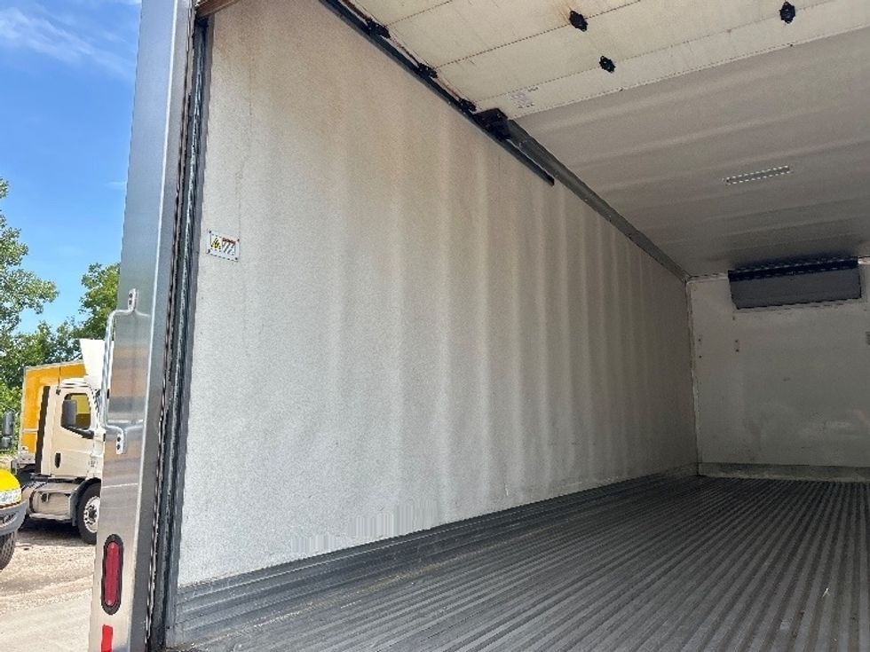 Refrigerated Truck-Light and Medium Duty Trucks-Freightliner-2019-M2-Des Moines-IA-171,830\n\t\tmiles-$ 60,000 - Image 11