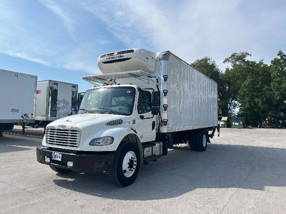 Refrigerated Truck-Light and Medium Duty Trucks-Freightliner-2019-M2-Des Moines-IA-171,830\n\t\tmiles-$ 60,000 - Image 3