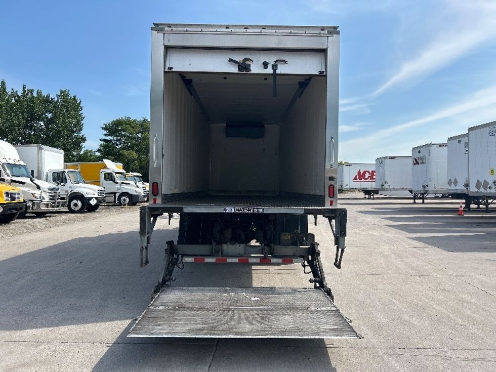 Refrigerated Truck-Light and Medium Duty Trucks-Freightliner-2019-M2-Des Moines-IA-171,830\n\t\tmiles-$ 60,000 - Image 9