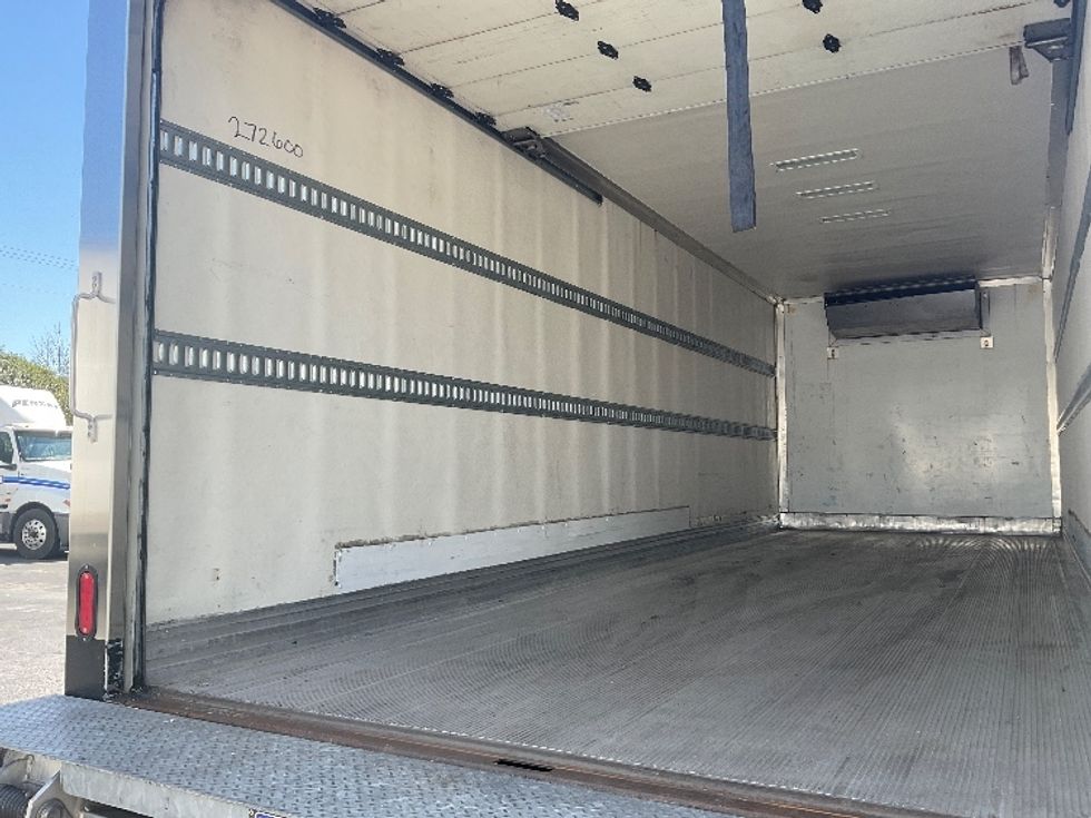 Refrigerated Truck-Light and Medium Duty Trucks-Freightliner-2019-M2-Duluth-GA-203,559\n\t\tmiles-$ 62,500 - Image 11