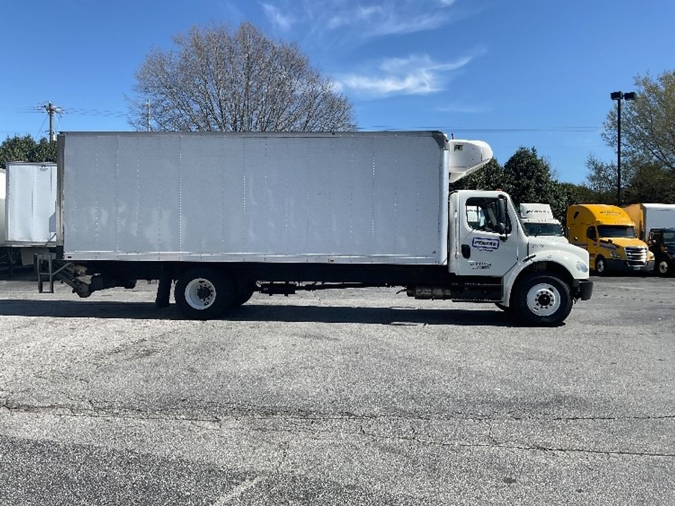 Refrigerated Truck-Light and Medium Duty Trucks-Freightliner-2019-M2-Duluth-GA-203,559\n\t\tmiles-$ 62,500 - Image 15