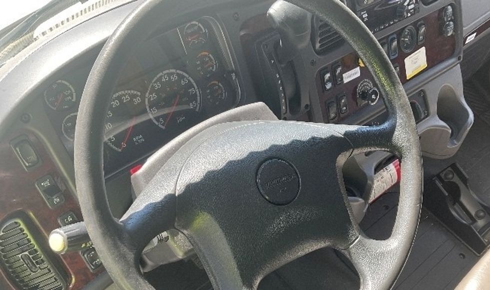 Refrigerated Truck-Light and Medium Duty Trucks-Freightliner-2019-M2-Duluth-GA-203,559\n\t\tmiles-$ 62,500 - Image 17