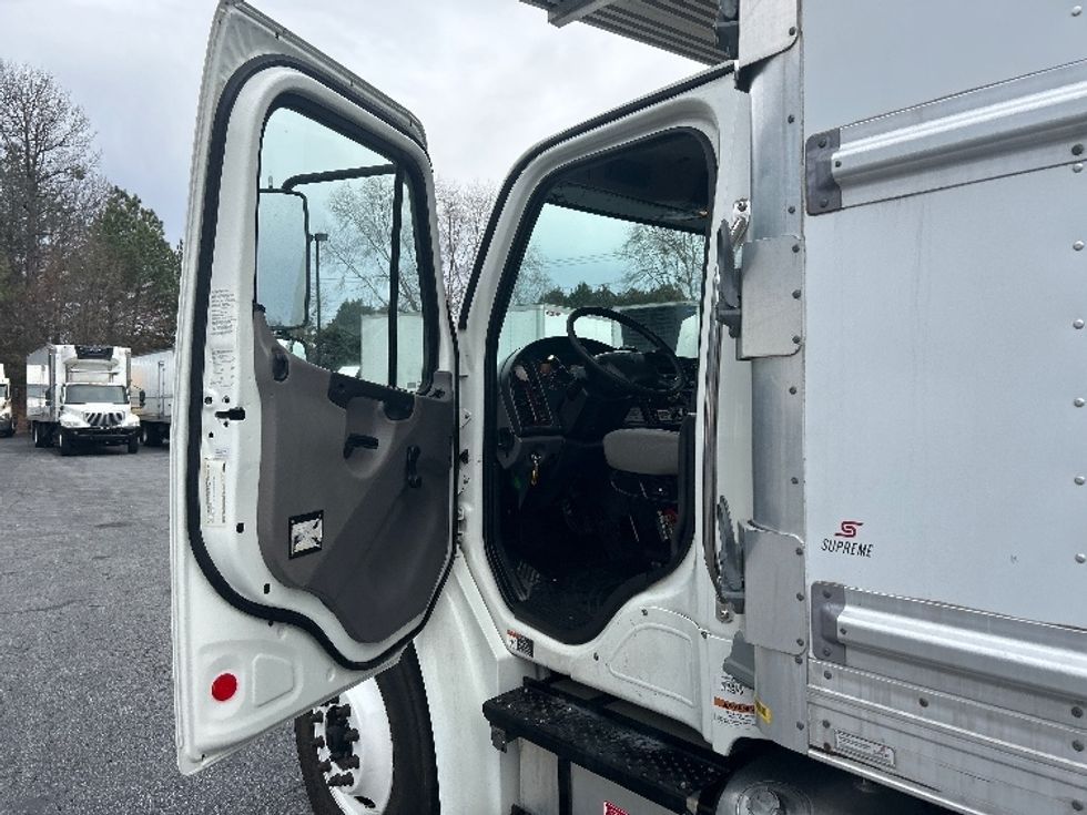 Refrigerated Truck-Light and Medium Duty Trucks-Freightliner-2019-M2-Duluth-GA-220,909\n\t\tmiles-$ 56,250 - Image 16