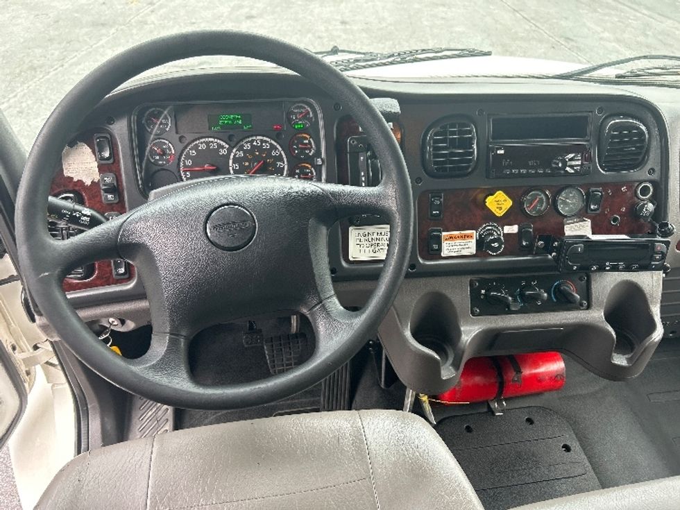 Refrigerated Truck-Light and Medium Duty Trucks-Freightliner-2019-M2-Duluth-GA-220,909\n\t\tmiles-$ 56,250 - Image 18