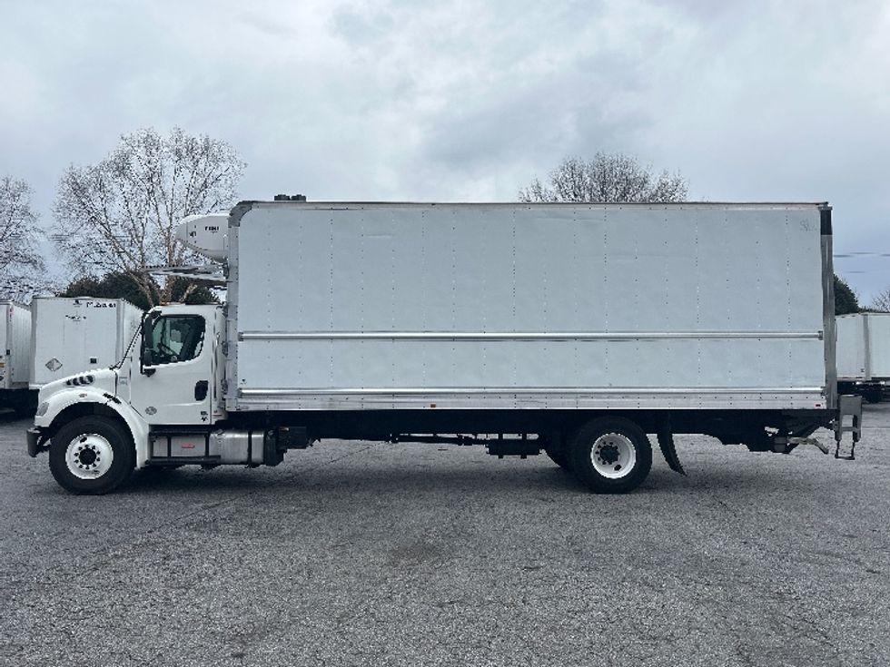 Refrigerated Truck-Light and Medium Duty Trucks-Freightliner-2019-M2-Duluth-GA-220,909\n\t\tmiles-$ 56,250 - Image 4