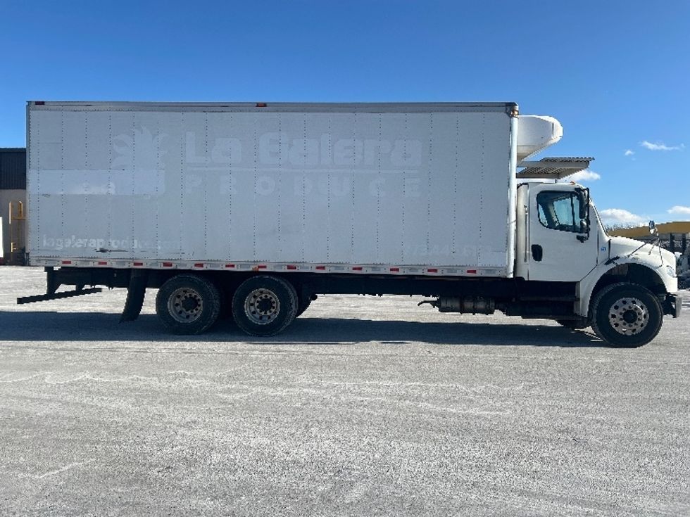 Refrigerated Truck-Light and Medium Duty Trucks-Freightliner-2019-M2-East Chicago-IN-216,810\n\t\tmiles-$ 58,250 - Image 15
