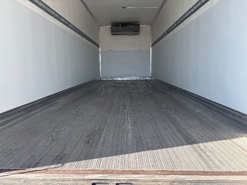 Refrigerated Truck-Light and Medium Duty Trucks-Freightliner-2019-M2-El Paso-TX-103,870\n\t\tmiles-$ 52,250 - Image 10