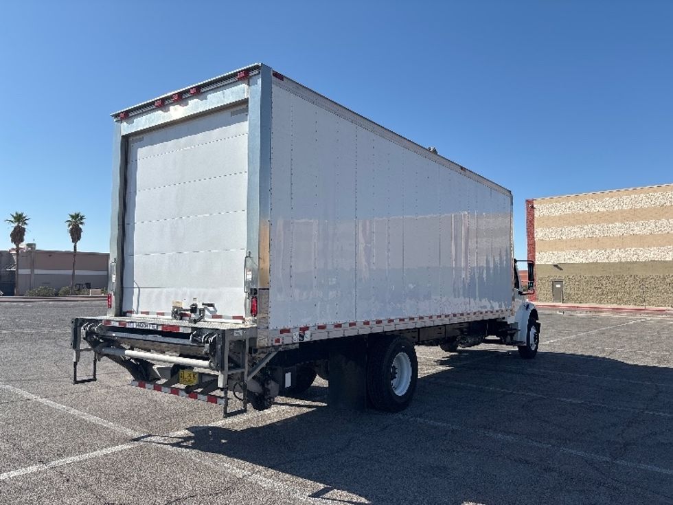 Refrigerated Truck-Light and Medium Duty Trucks-Freightliner-2019-M2-El Paso-TX-103,870\n\t\tmiles-$ 52,250 - Image 13