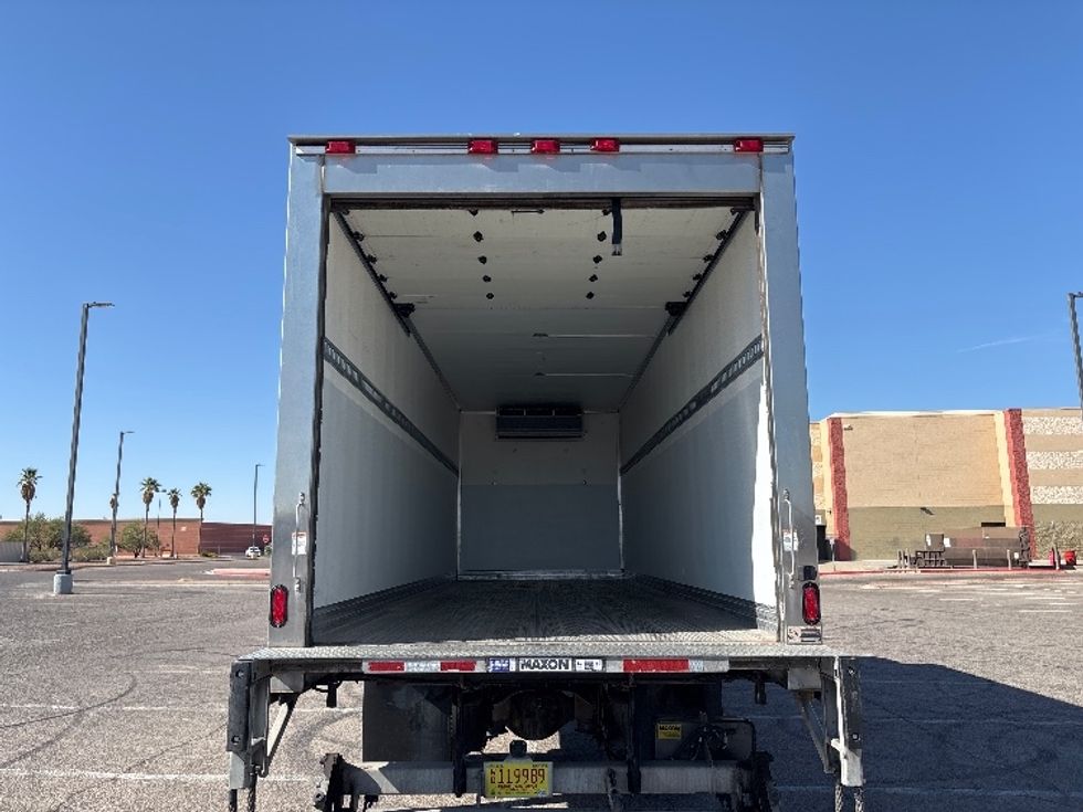 Refrigerated Truck-Light and Medium Duty Trucks-Freightliner-2019-M2-El Paso-TX-103,870\n\t\tmiles-$ 52,250 - Image 8