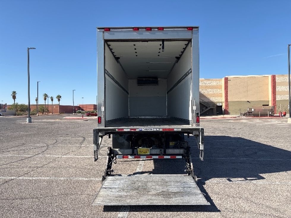 Refrigerated Truck-Light and Medium Duty Trucks-Freightliner-2019-M2-El Paso-TX-103,870\n\t\tmiles-$ 52,250 - Image 9