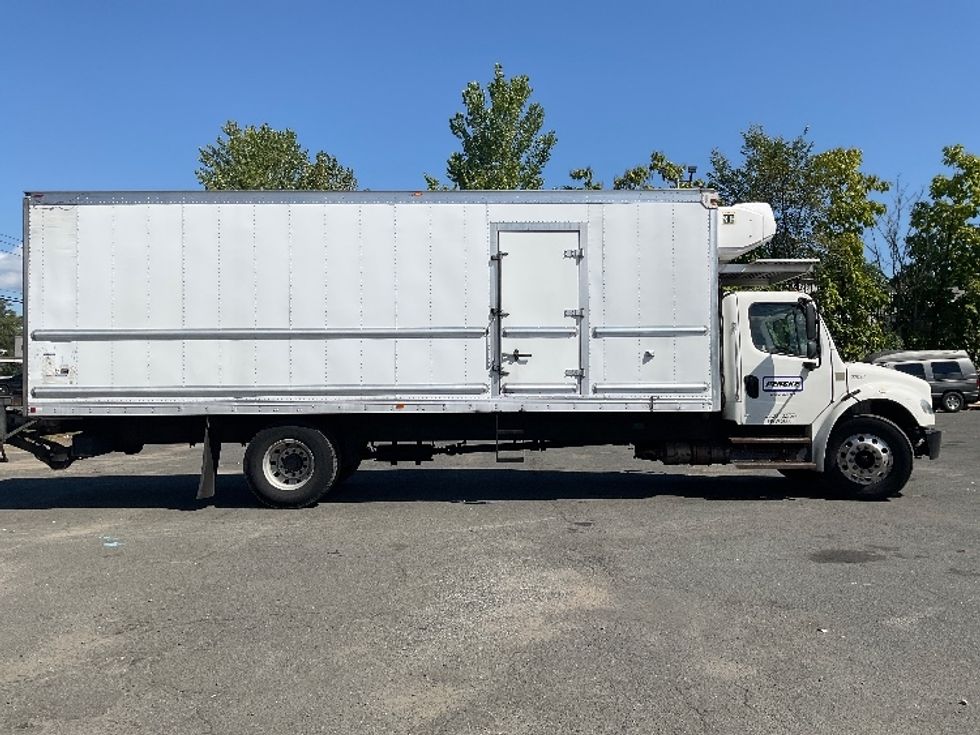 Refrigerated Truck-Light and Medium Duty Trucks-Freightliner-2019-M2-Elmsford-NY-167,542\n\t\tmiles-$ 54,750 - Image 15