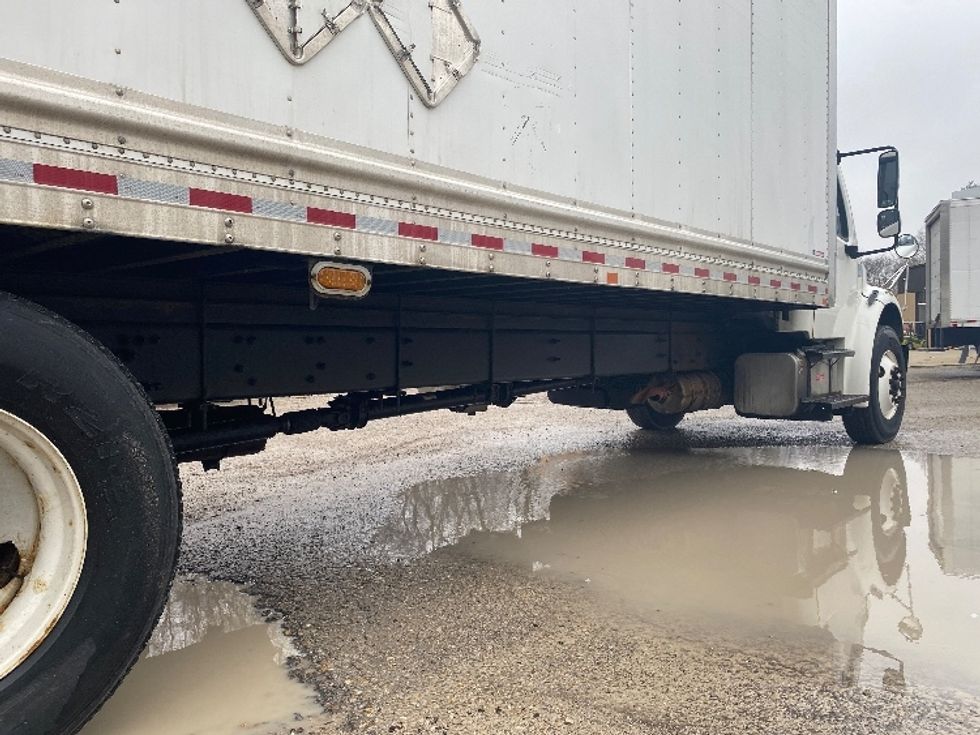 Refrigerated Truck-Light and Medium Duty Trucks-Freightliner-2019-M2-Erlanger-KY-391,287\n\t\tmiles-$ 10,000 - Image 14
