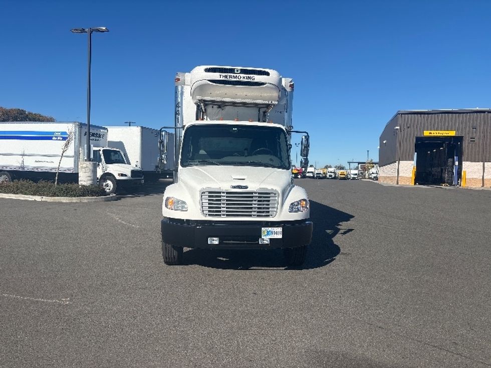 Refrigerated Truck-Light and Medium Duty Trucks-Freightliner-2019-M2-Everett-WA-255,007\n\t\tmiles-$ 47,250 - Image 2
