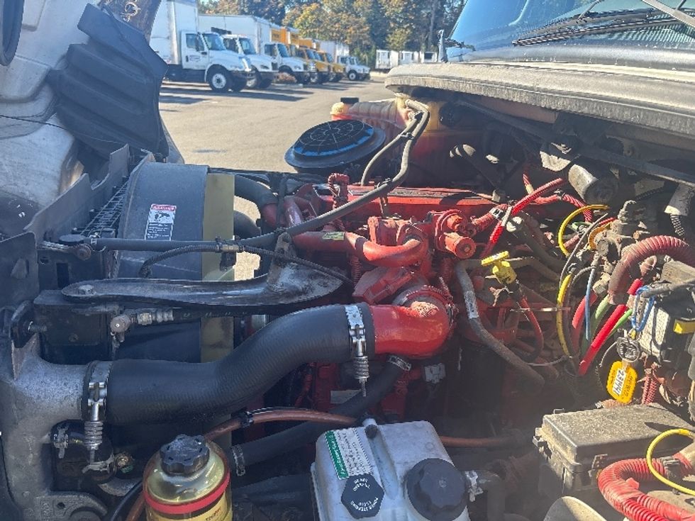 Refrigerated Truck-Light and Medium Duty Trucks-Freightliner-2019-M2-Everett-WA-255,007\n\t\tmiles-$ 47,250 - Image 23