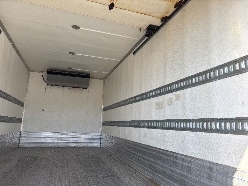 Refrigerated Truck-Light and Medium Duty Trucks-Freightliner-2019-M2-Everett-WA-270,732\n\t\tmiles-$ 37,500 - Image 12
