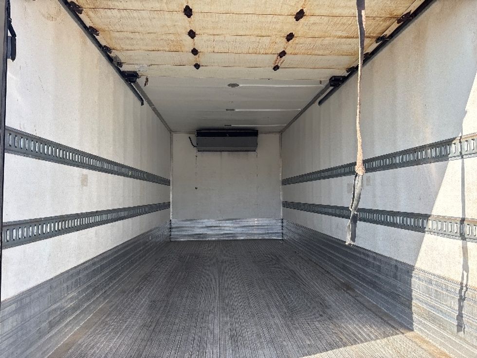 Refrigerated Truck-Light and Medium Duty Trucks-Freightliner-2019-M2-Everett-WA-270,732\n\t\tmiles-$ 37,500 - Image 8