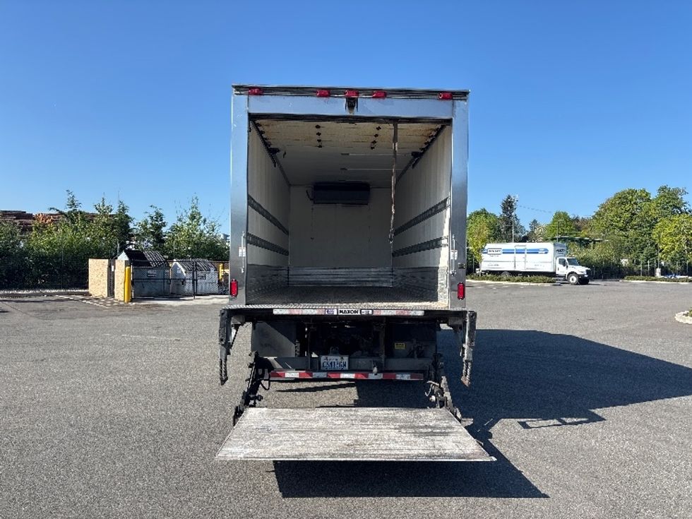 Refrigerated Truck-Light and Medium Duty Trucks-Freightliner-2019-M2-Everett-WA-270,732\n\t\tmiles-$ 37,500 - Image 9