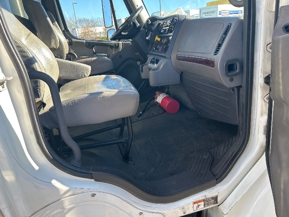 Refrigerated Truck-Light and Medium Duty Trucks-Freightliner-2019-M2-Fitchburg-MA-223,750\n\t\tmiles-$ 45,000 - Image 19