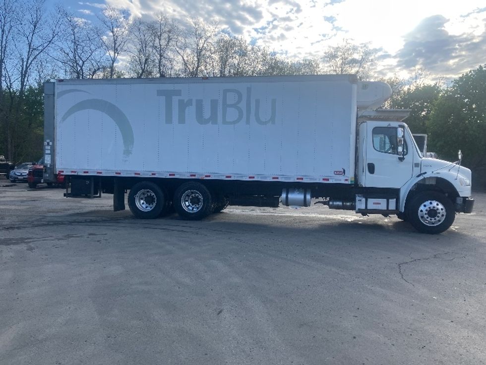 Refrigerated Truck-Light and Medium Duty Trucks-Freightliner-2019-M2-Fitchburg-MA-355,099\n\t\tmiles-$ 30,250 - Image 15