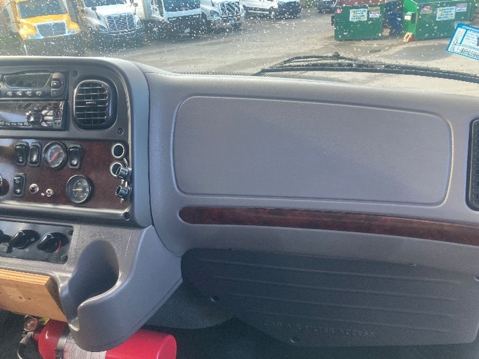 Refrigerated Truck-Light and Medium Duty Trucks-Freightliner-2019-M2-Fitchburg-MA-355,099\n\t\tmiles-$ 30,250 - Image 21