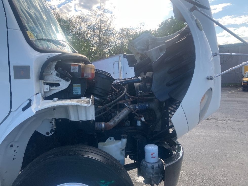 Refrigerated Truck-Light and Medium Duty Trucks-Freightliner-2019-M2-Fitchburg-MA-355,099\n\t\tmiles-$ 30,250 - Image 23