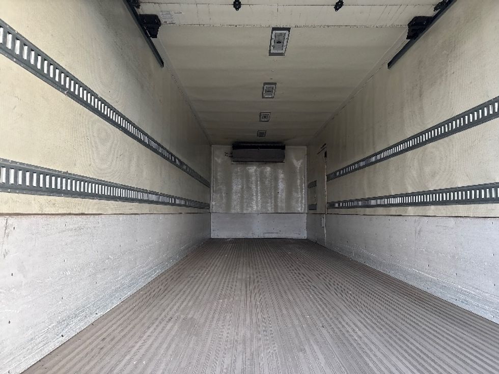 Refrigerated Truck-Light and Medium Duty Trucks-Freightliner-2019-M2-Fontana-CA-139,794\n\t\tmiles-$ 75,500 - Image 10