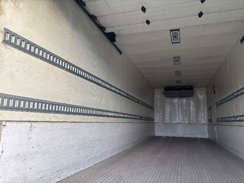 Refrigerated Truck-Light and Medium Duty Trucks-Freightliner-2019-M2-Fontana-CA-139,794\n\t\tmiles-$ 75,500 - Image 12