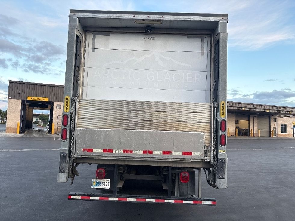 Refrigerated Truck-Light and Medium Duty Trucks-Freightliner-2019-M2-Fontana-CA-139,794\n\t\tmiles-$ 75,500 - Image 7