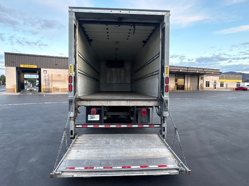 Refrigerated Truck-Light and Medium Duty Trucks-Freightliner-2019-M2-Fontana-CA-139,794\n\t\tmiles-$ 75,500 - Image 9