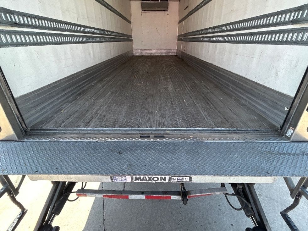 Refrigerated Truck-Light and Medium Duty Trucks-Freightliner-2019-M2-Fontana-CA-151,644\n\t\tmiles-$ 68,750 - Image 10