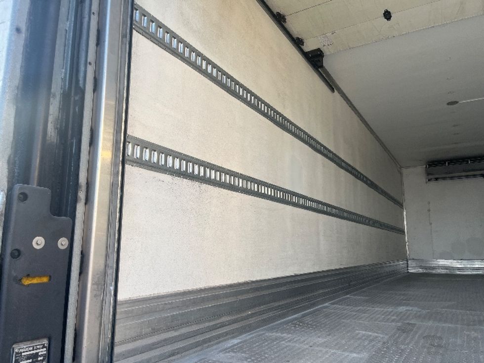 Refrigerated Truck-Light and Medium Duty Trucks-Freightliner-2019-M2-Fontana-CA-205,261\n\t\tmiles-$ 63,000 - Image 11