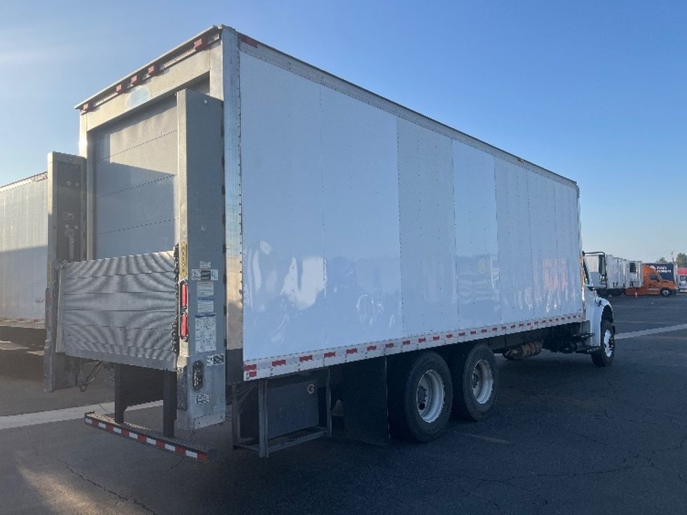 Refrigerated Truck-Light and Medium Duty Trucks-Freightliner-2019-M2-Fontana-CA-205,261\n\t\tmiles-$ 63,000 - Image 13