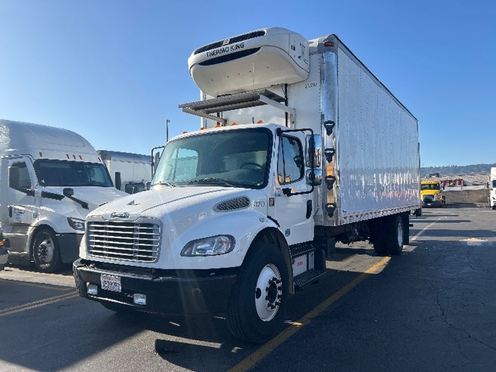 Refrigerated Truck-Light and Medium Duty Trucks-Freightliner-2019-M2-Fontana-CA-207,035\n\t\tmiles-$ 48,000 - Image 3