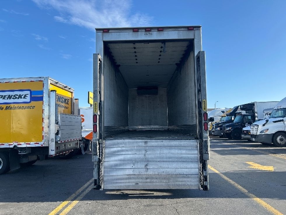 Refrigerated Truck-Light and Medium Duty Trucks-Freightliner-2019-M2-Fontana-CA-207,035\n\t\tmiles-$ 48,000 - Image 8