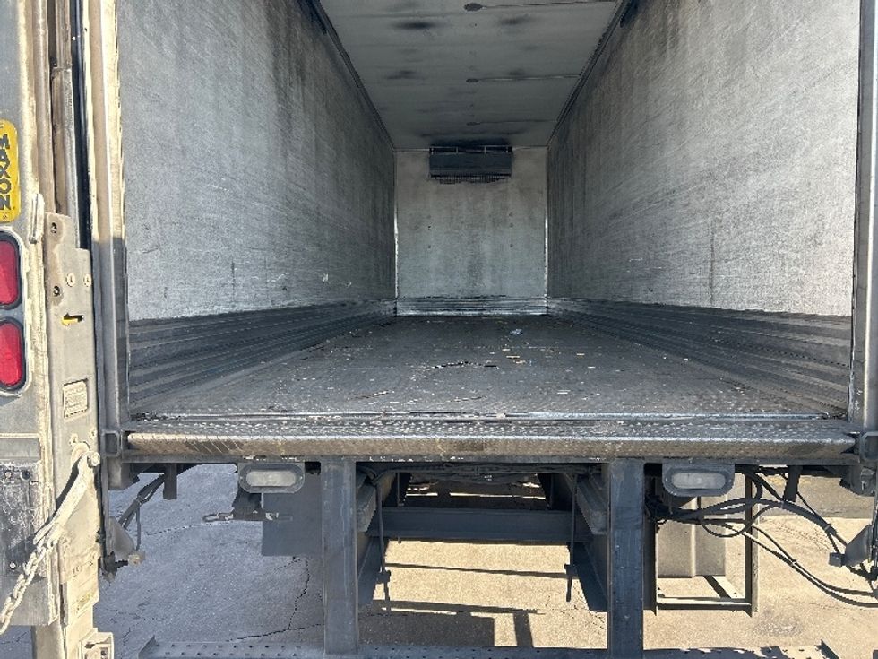 Refrigerated Truck-Light and Medium Duty Trucks-Freightliner-2019-M2-Fontana-CA-324,451\n\t\tmiles-$ 39,500 - Image 10