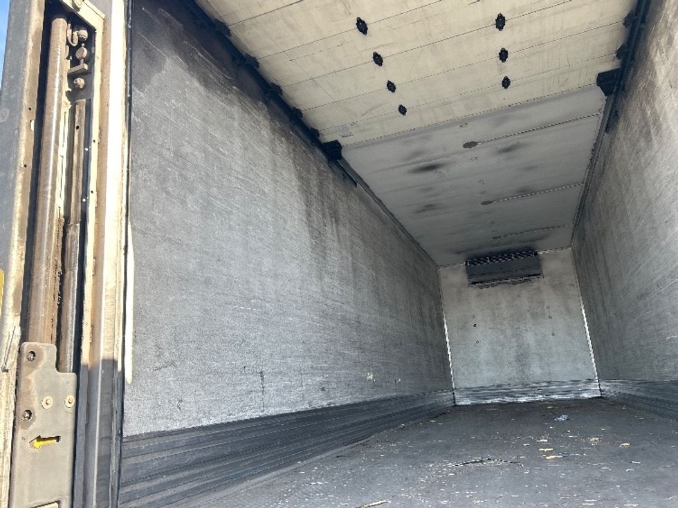 Refrigerated Truck-Light and Medium Duty Trucks-Freightliner-2019-M2-Fontana-CA-324,451\n\t\tmiles-$ 39,500 - Image 11