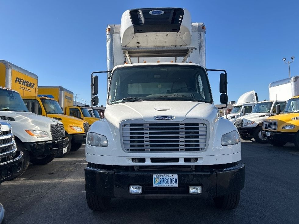 Refrigerated Truck-Light and Medium Duty Trucks-Freightliner-2019-M2-Fontana-CA-324,451\n\t\tmiles-$ 39,500 - Image 2