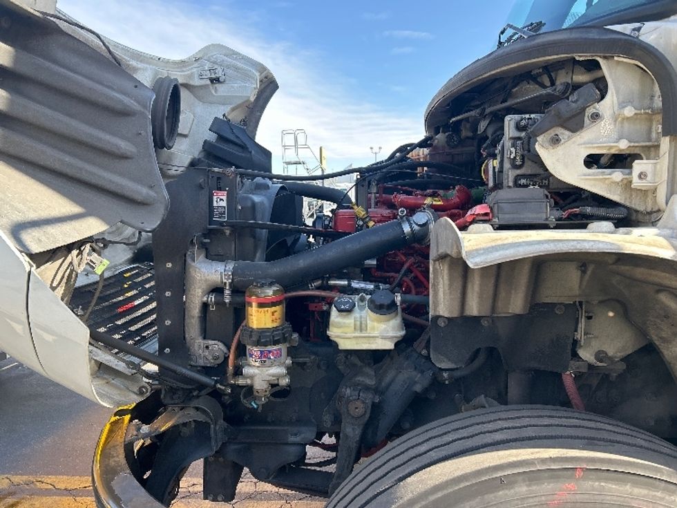 Refrigerated Truck-Light and Medium Duty Trucks-Freightliner-2019-M2-Fontana-CA-324,451\n\t\tmiles-$ 39,500 - Image 24