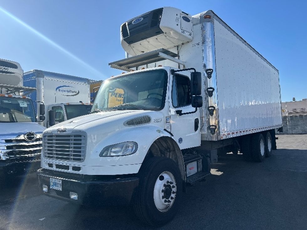 Refrigerated Truck-Light and Medium Duty Trucks-Freightliner-2019-M2-Fontana-CA-324,451\n\t\tmiles-$ 39,500 - Image 3