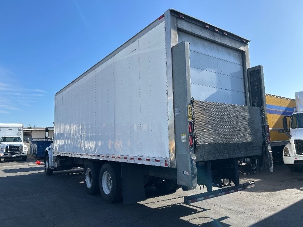 Refrigerated Truck-Light and Medium Duty Trucks-Freightliner-2019-M2-Fontana-CA-324,451\n\t\tmiles-$ 39,500 - Image 7