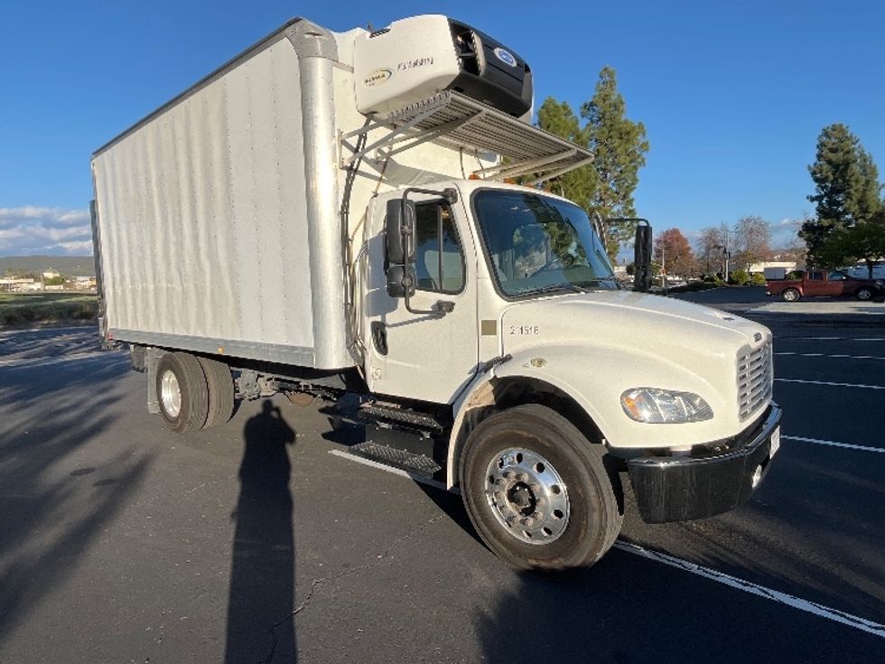 Refrigerated Truck-Light and Medium Duty Trucks-Freightliner-2019-M2-Fontana-CA-72,738\n\t\tmiles-$ 60,000 - Image 1