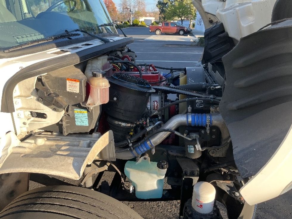 Refrigerated Truck-Light and Medium Duty Trucks-Freightliner-2019-M2-Fontana-CA-72,738\n\t\tmiles-$ 60,000 - Image 23